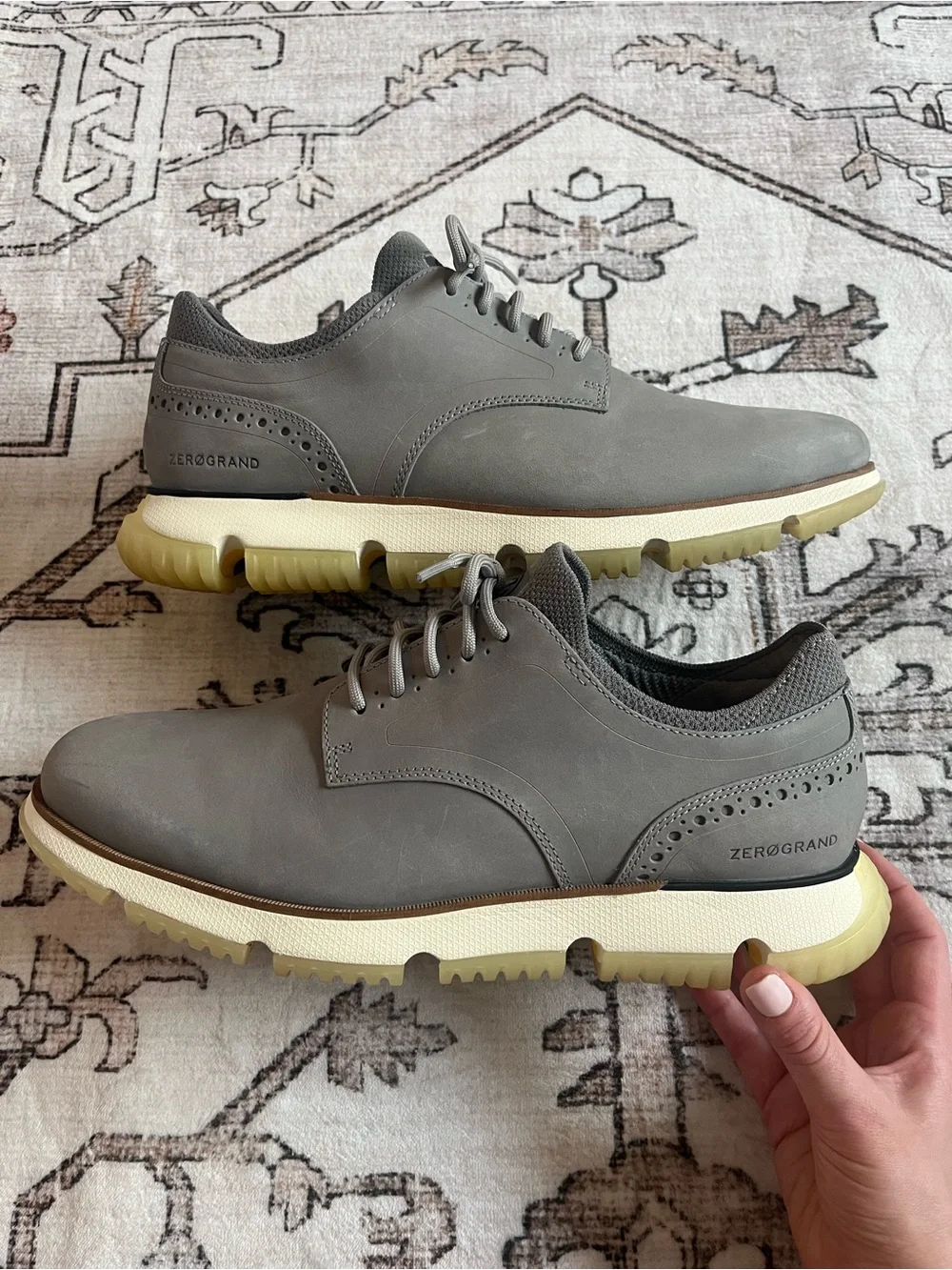 Cole Haan Nubuck Gray leather Men's Casual Lace-Up Oxfords